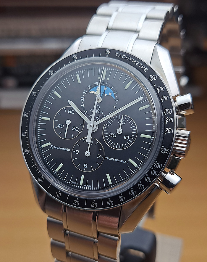 Omega Speedmaster Professional Moonwatch Moonphase Chronograph Wristwatch Ref. 3576.50